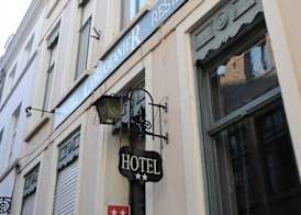 Hotel Rose Red 2