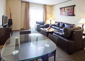 Holiday Inn LEON by IHG 2