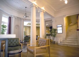 Public House Hotel 4