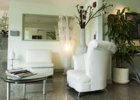 Hollywood Celebrity Hotel 5