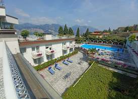 Hotel Excelsior Bay 2