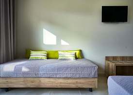 Grapevines Hotel 2