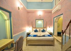 Nirbana Palace - A Heritage Hotel and Spa 4