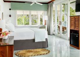 Couples Negril 4