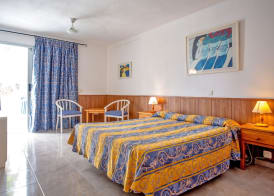 Apartamentos Puerto Colon Club 3