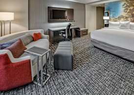 Courtyard by Marriott Oxford 5