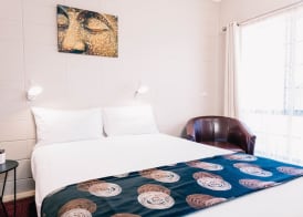 Motel Poinsettia 2