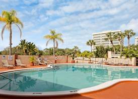 Ramada by Wyndham Tampa Airport Westshore 4