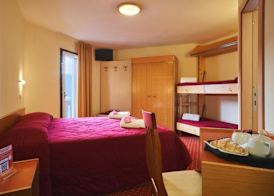 Hotel Dolomiti 4
