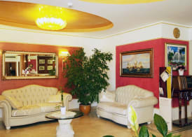 Fashion Hotel 3