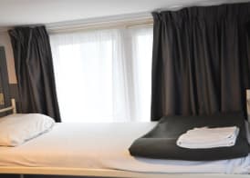 Travel Hotel Amsterdam 5