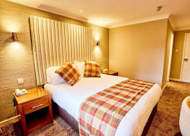 Abbotsford Hotel 4