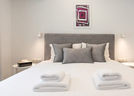 Athens Theatrou Apartments 5