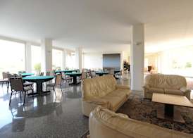 Hotel President 4