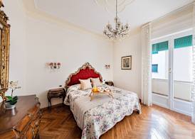 I Fiori Apartment by Wonderful Italy 3