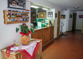 Hotel Ustaria Posta 2
