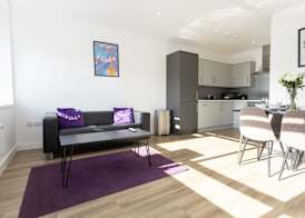 Modern, Stylish 1BR Apartment Nearby AO Arena 2
