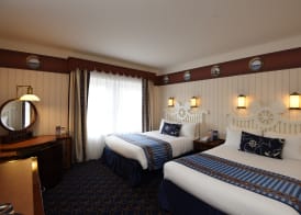 Disney Newport Bay Club + Tickets 2