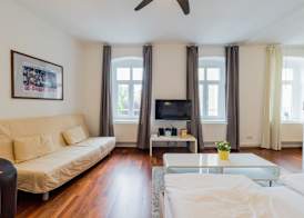 SUITE & APART 4