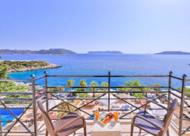 Hera Hotel 4