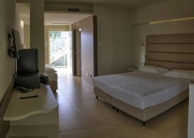 Blue Bay Resort 4