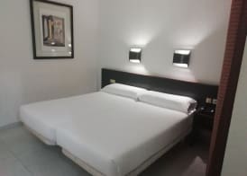 Hotel Monegal 5
