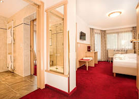 Hotel Alpenhof Kristall 4