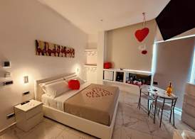 B&B Center City 5