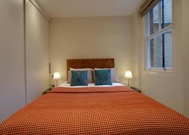 Fitzrovia Stay by Oxford St & Soho 18 Guests 2