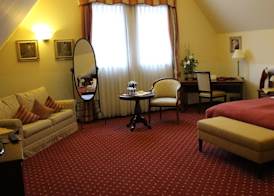 Landhotel Zum Hessenpark 3