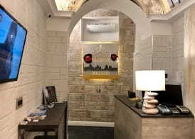 Relais Piazza Del Plebiscito B&B 5