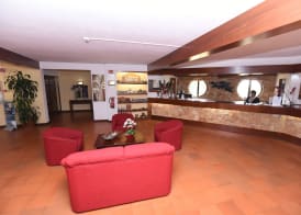 Praia da Lota Beachfront Resort - Hotel & Apartments 2