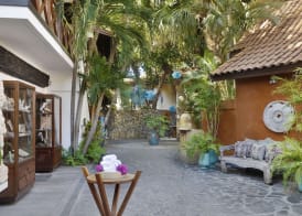 Baoase Luxury Resort 2