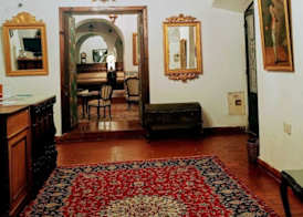 El Hotel de Su Merced 4