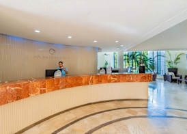 Aquamarina Beach Hotel 2