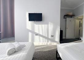 Plaza Hotel Hammersmith 5