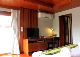 Maehaad Bay Resort - SHA Plus 5