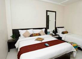 Hotel Shantikamal 4