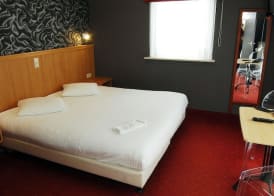 New Hotel de Lives 3