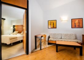 HL Miraflor Suites Hotel 5