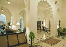 WelcomHeritage Bal Samand Lake Palace 2