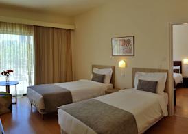 Natura Beach Hotel And Villas 5