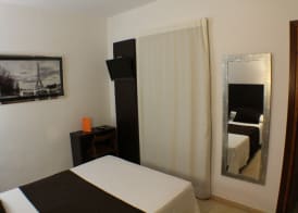 Hotel Marfany 5