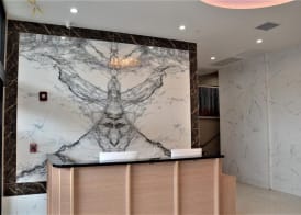 LIC Plaza Hotel 3