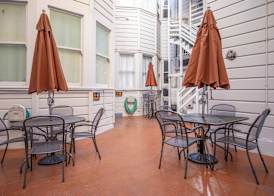 Hayes Valley Inn 5