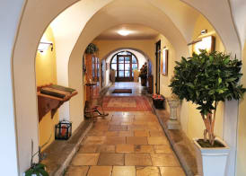 Hotel-Residenz Schrannenhof 2