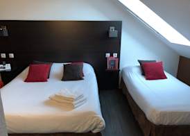 Logis Hotel Lons-le-Saunier - Restaurant Le Grill 5