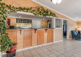 Econo Lodge Oxford near Choccolocco Park 4