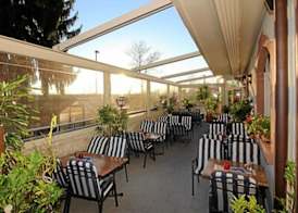 Hotel-Restaurant Axion 2