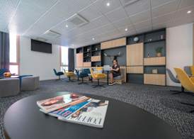 Nemea Appart Hotel So Cloud Lyon Gare Part-Dieu 4